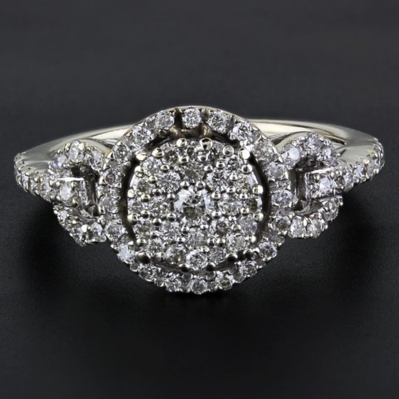 Ladies' 14k White Gold Diamond Halo Setting Ring
